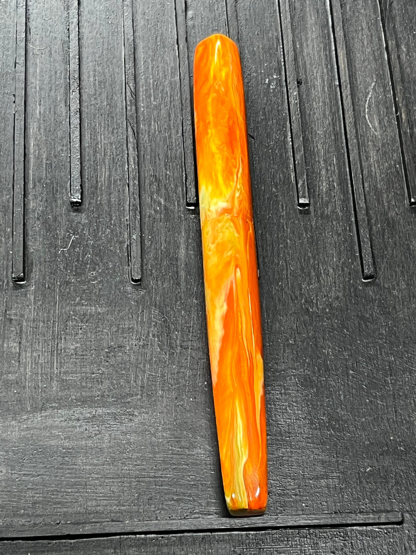 Facet - Orange Cream Fire Fountain Pens