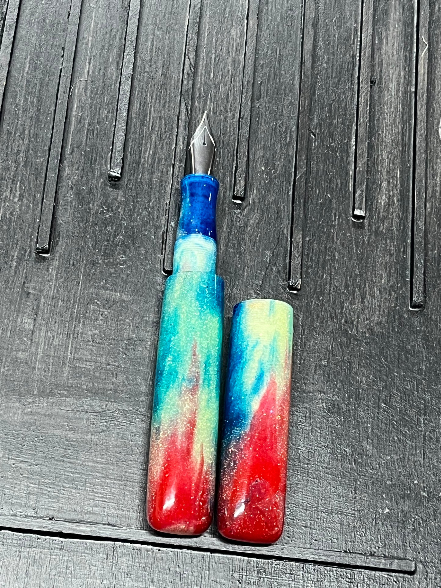 Tordre - Patriotic Banana Fountain Pens