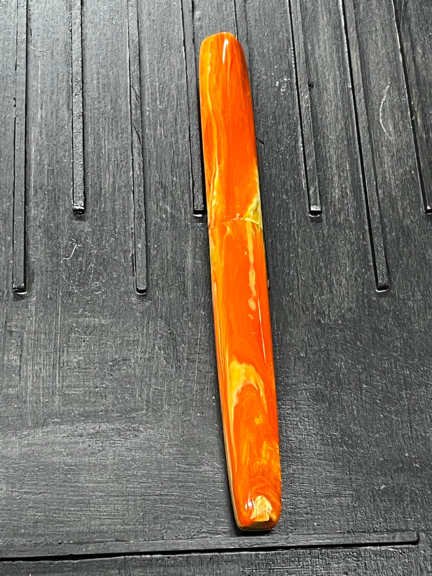 Facet - Orange Cream Fire Fountain Pens