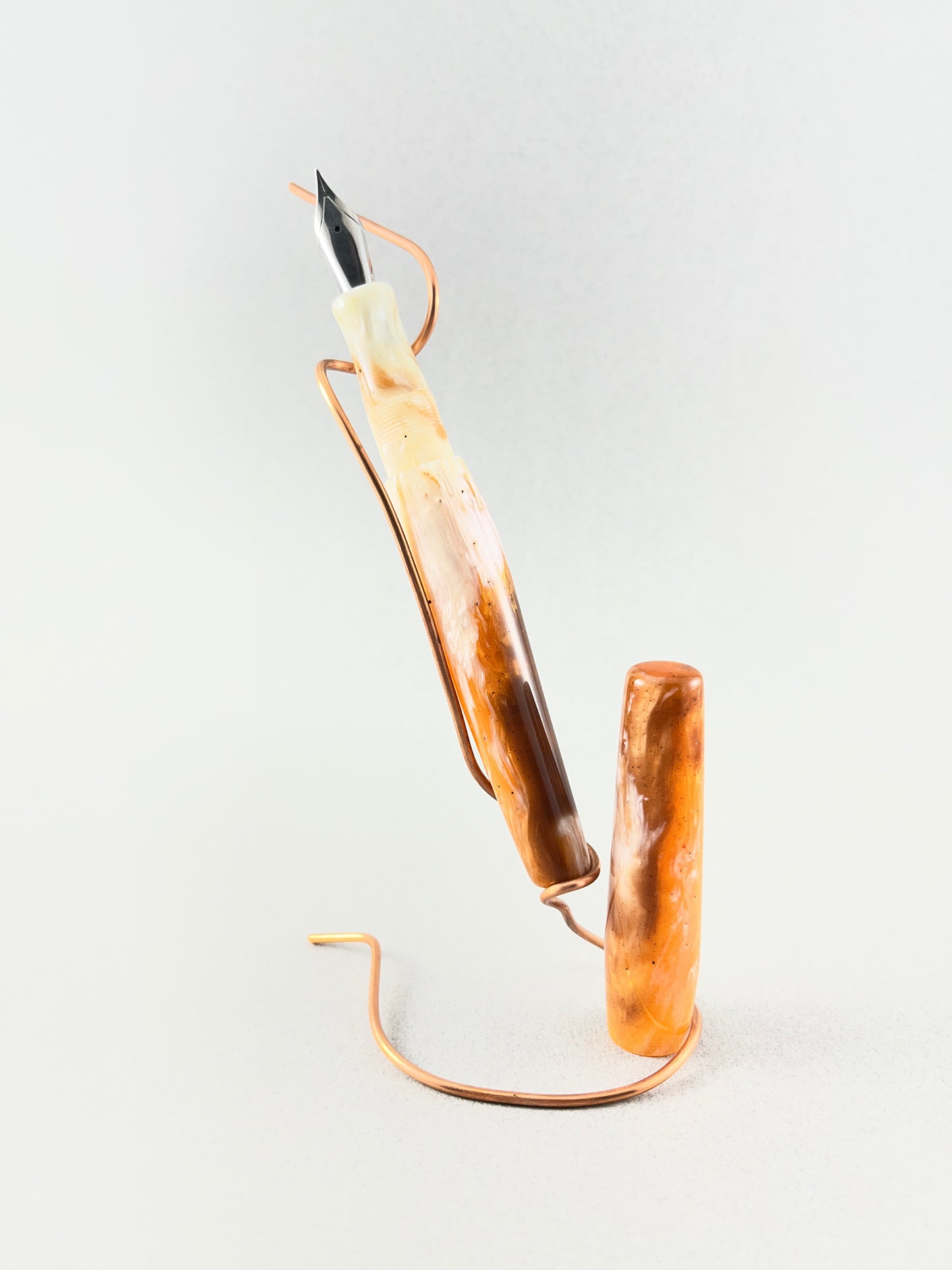 Lava Lamp -  Fox Tail Fountain Pens