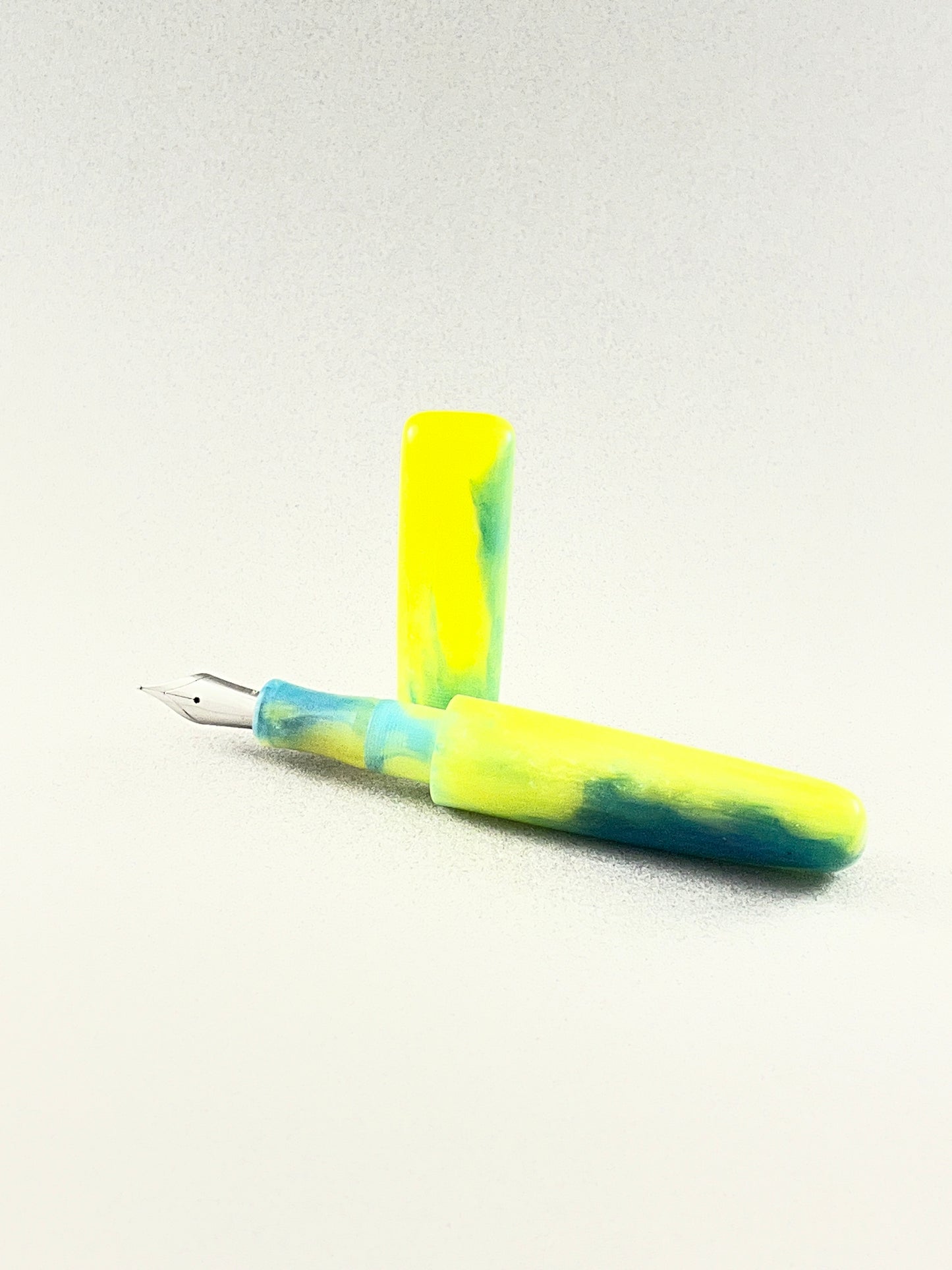 Tordre -  Yellow Blue Fountain Pens